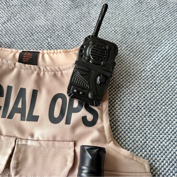 Special Ops SWAT officer Halloween costume size 4 yr old - Picture 3 of 5